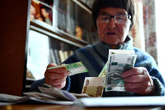 Доцент Гиринский сообщил о повышении пенсий в декабре людям старше 80 лет