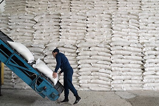 Почему сахарный рынок ищет новые направления для сбыта