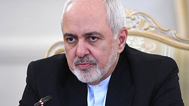 Санкции США против ЦБ Ирана отражают отчаяние, считает Зариф