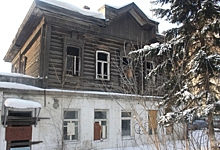 Два старинных здания в центре Омска включили в список вновь выявленных объектов культурного наследия