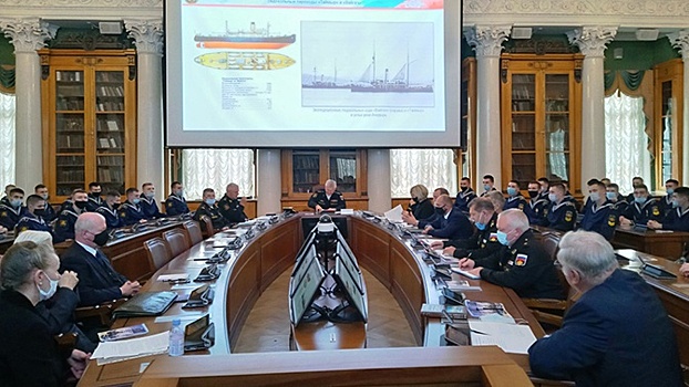 Главком ВМФ РФ Евменов поздравил военных гидрографов с профессиональным праздником