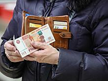 Россияне наращивают карточные платежи