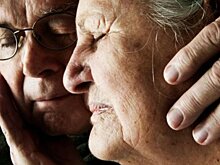 Многословность и спутанность речи - признаки старческого слабоумия