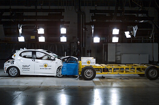 Toyota Yaris стал первым автомобилем, прошедшим краш-тест по новым правилам