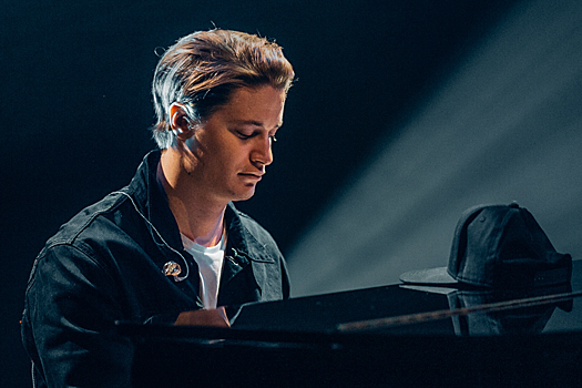 Джеймс Артур записал акустическую версию сингла Kygo «Stargazing»