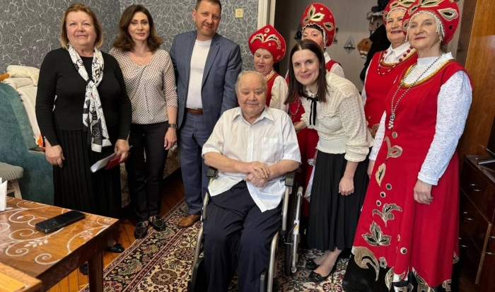 Известный волгоградский хирург Павел Тетерятников отмечает 95-летие