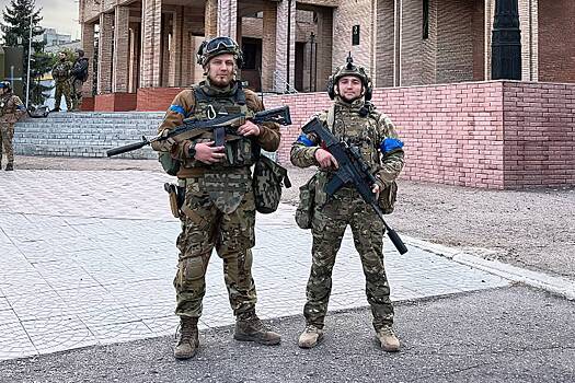 Два командира ВСУ стали одними из самых разыскиваемых в России преступников. Что известно о пытках российских военнопленных?