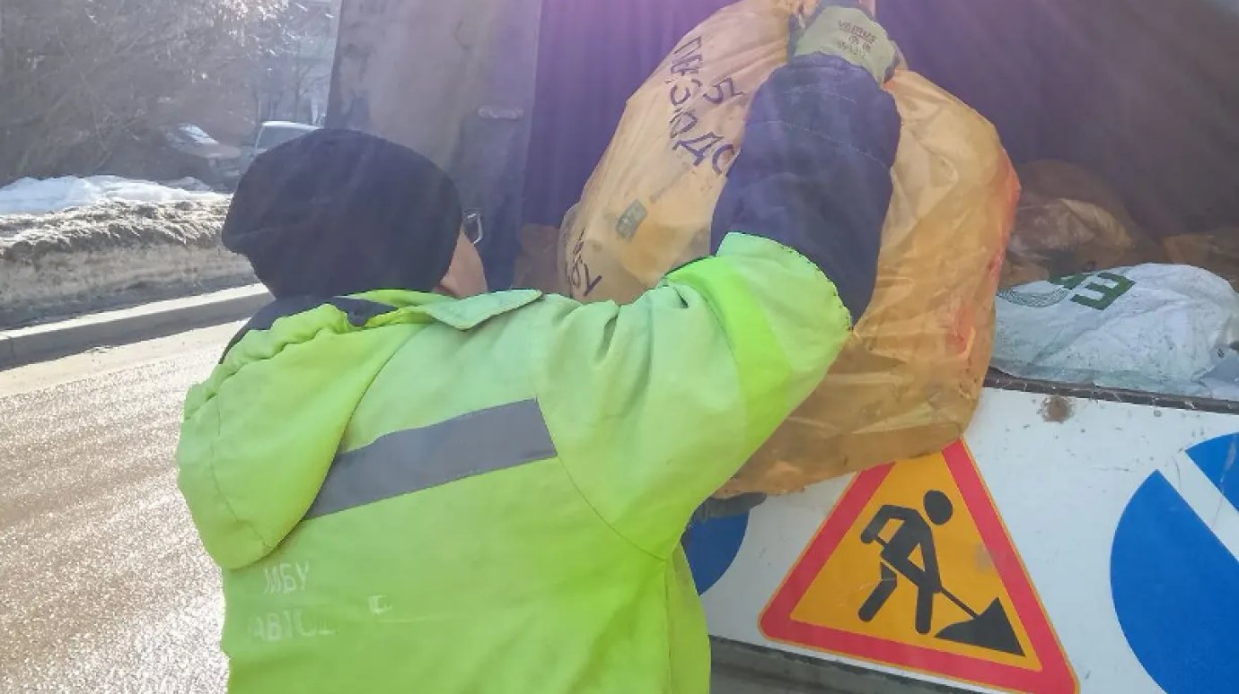 За 20 дней с улиц Пензы вывезли 2 000 кубометров мусора