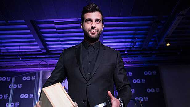 Ургант запретил дочерям хвастаться отцом