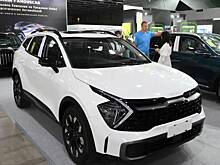 В России возник ажиотажный спрос на новые легковые машины