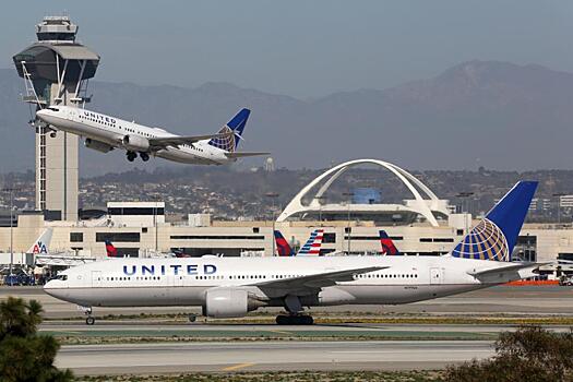 United Airlines за отказ от прививки уволит 600 сотрудников: Новости ➕1, 29.09.2021