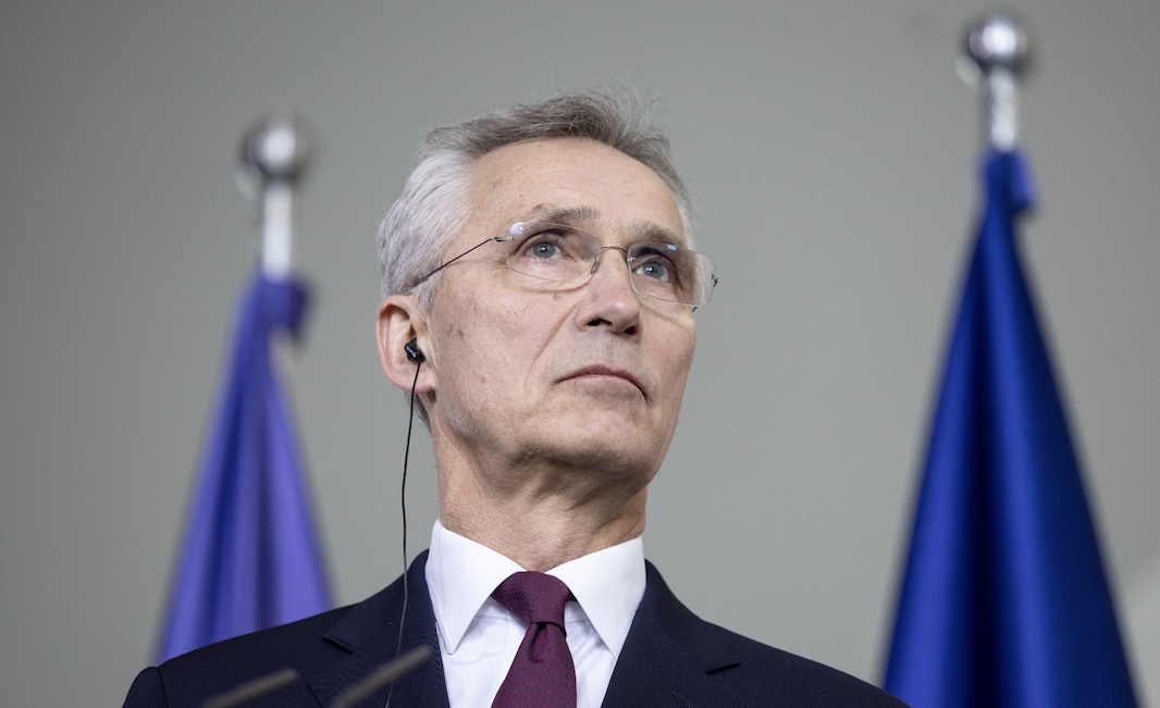 Столтенберг: НАТО сейчас не видит необходимости в пересмотре ядерной доктрины