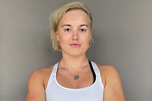 Сменившую гражданство российскую пловчиху лишили половины зарплаты