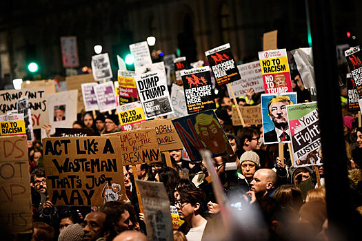Британцы протестуют против визита Трампа в страну