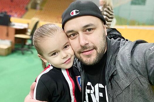 Фигуристка «Хрустального» Мирослава Лебедева и её отец Михаил: видео, где девочку бросают на пол, комментарии Собчак