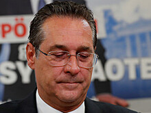 Скандал с вице-канцлером не повлияет на отношения с Россией, заявил политик