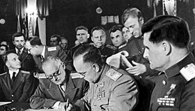 Почему Сталин запретил принимать капитуляцию Германии 7 мая 1945 года