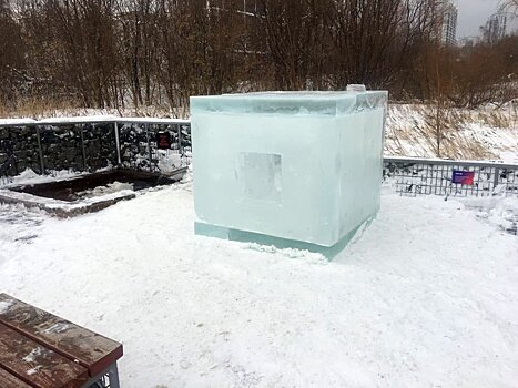 «Встреча авангардистов»: кенотаф Малевичу открыли на филиале могилы Энвиля Касимова в Ижевске