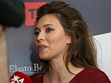 «Пойду усмирю свои гормоны»: Регина Тодоренко расплакалась на съемках