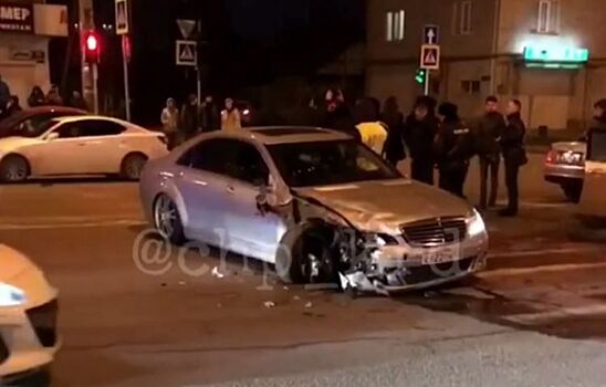 В Краснодаре произошло ДТП с участием 6 автомобилей