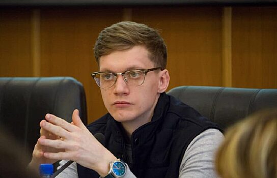 Депутат Тимофей Жуков обновит спортплощадки во дворах Екатеринбурга