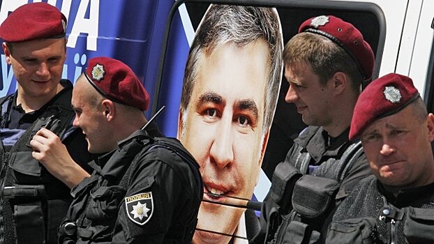 Саакашвили подтвердил, что находится в Варшаве