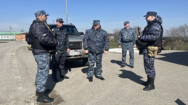 Начальник областного УМВД приехал к подчиненным на Северный Кавказ