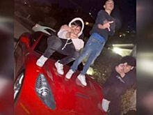Шесть тысяч долларов — цена одной фотографии на капоте Ferrari