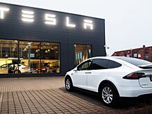 Tesla отзывает более 40 000 автомобилей