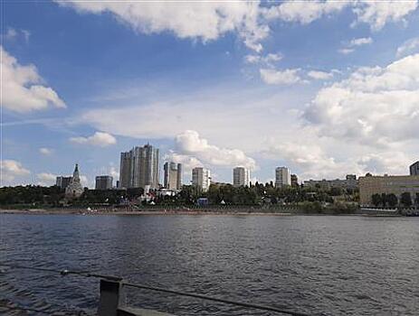 На рейс Самара - Рождествено вышел паром "Окский"