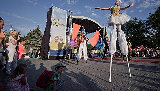 Юное жюри и кинозвезды: каким будет фестиваль "Солнечный остров" в Крыму