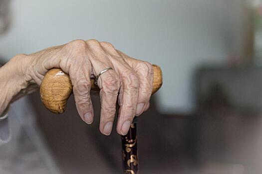 «Это катастрофа»: пенсионный возраст могут полностью отменить в России