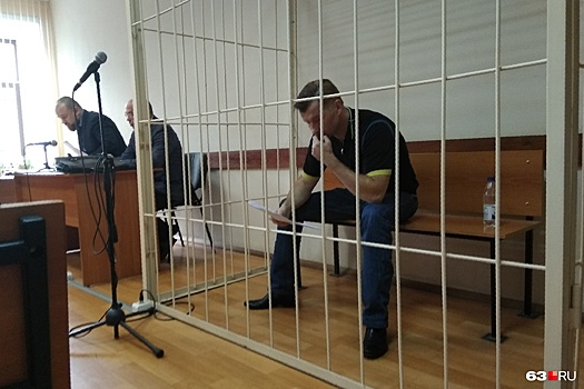«У него есть недвижимость за границей»: суд оставил Дмитрия Сазонова в СИЗО