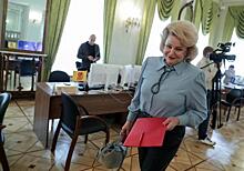 Депутат Госдумы Нина Останина: «Женщины в России зарабатывают на 20 % меньше мужчин»