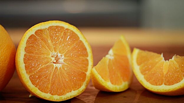 Апельсины защитили зрение от возрастных нарушений