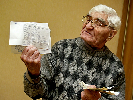 В России утвердили стандарт компенсации расходов на оплату ЖКХ льготникам