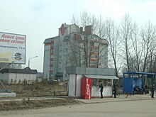 Иномарка насмерть сбила отца и сына на остановке в Хабаровске