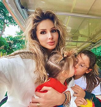 Светлана Лобода снялась в стильном и нежном видео с дочками, не вставая с постели: «Самое Доброе утро»