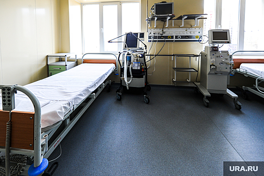 В больницы Екатеринбурга возвращают ковидные места