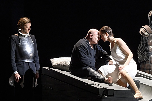 Гастроли Александринки открылись шекспировской трагедией на сцене МХТ