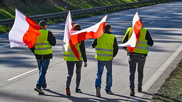 Украина требует компенсацию от Польши