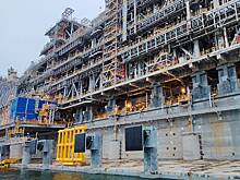 У остановившегося из-за санкций российского СПГ-проекта заметили газовоз
