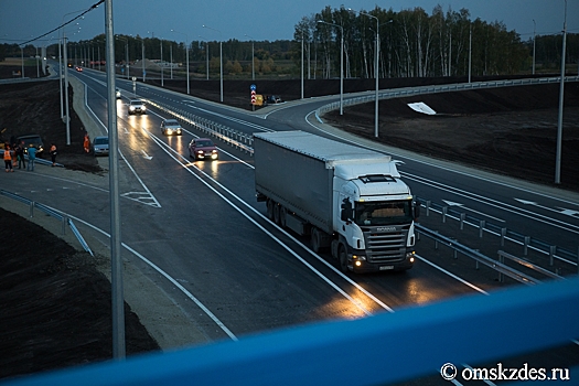 На федеральной трассе вблизи Омска ограничат проезд до середины осени