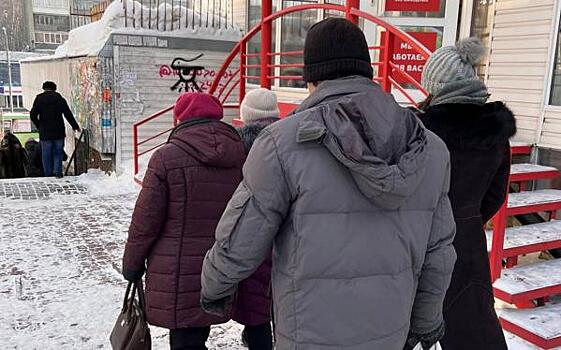 Часть эвакуированных с места взрыва газа в Новосибирске направили в гостиницу «Северная»