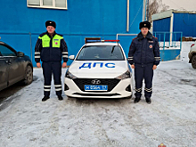 В Республике Татарстан автоинспекторы оказали помощь автоледи, в машине которой закончилось топливо