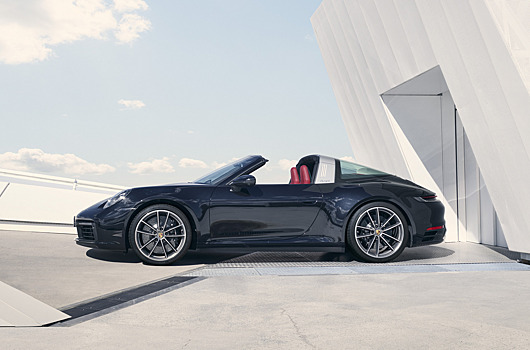 Представлен новый Porsche 911 с кузовом Targa