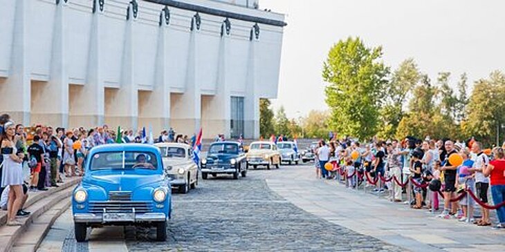 Возле Музея Победы устроят выставку уникальной ретротехники