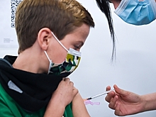 ВОЗ порекомендовала воздержаться от поголовной вакцинации детей и подростков