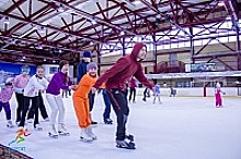 В окружных соревнованиях спортивных семей «Зимние забавы» участвовали 120 человек