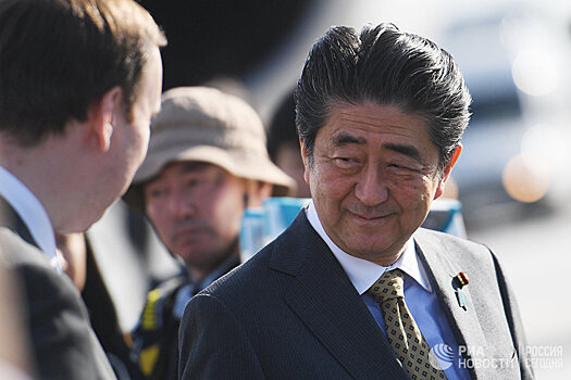 Как восприняли иностранные спецкоры смену правительства Японии: переговорные таланты главы МИД и «существенный» прогресс в обсуждениях поправок к Конституции (Нихон кэйдзай, Япония)